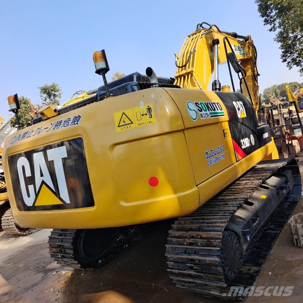 CAT 320 D2 Bageri guseničari