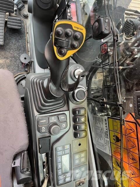 Doosan DX235 LCRD Bageri guseničari