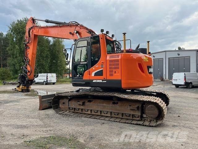 Doosan DX235 LCRD Bageri guseničari