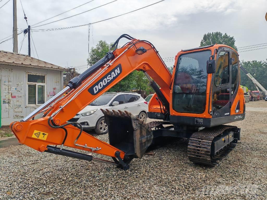 Doosan DX75-9C Midi bageri 7t – 12t