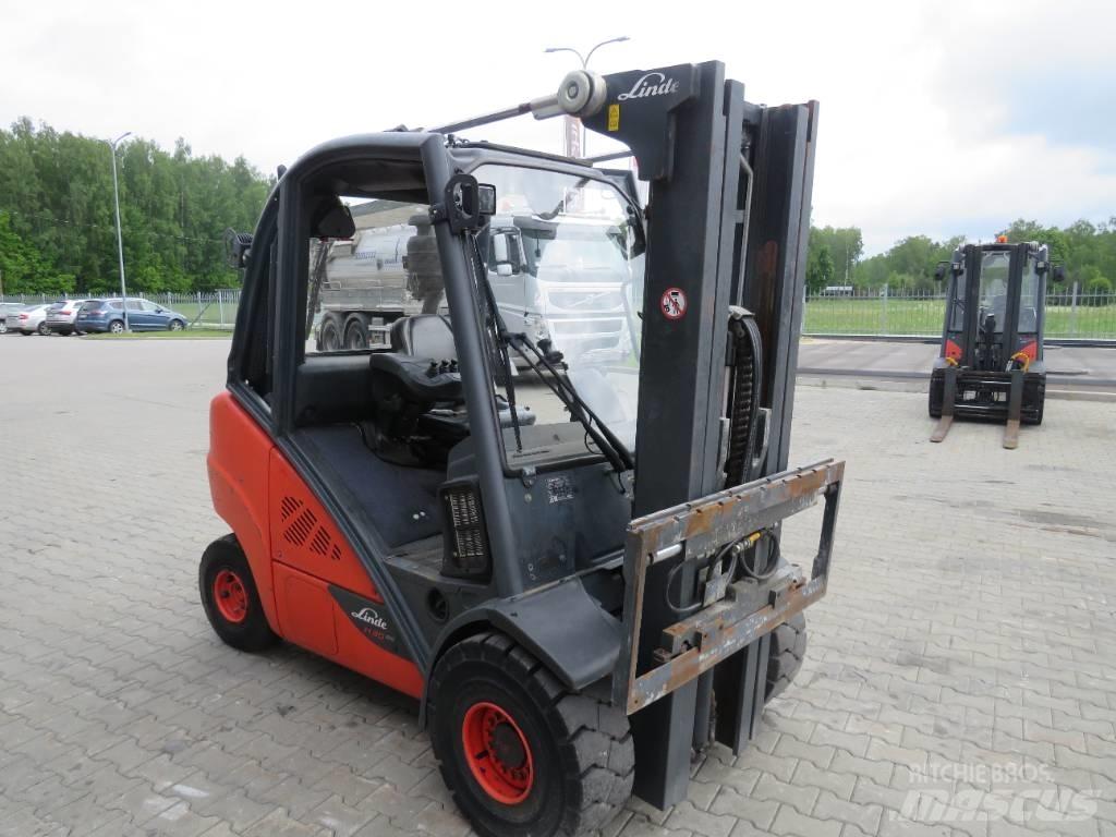 Linde H 30 D Dizelski viljuškari