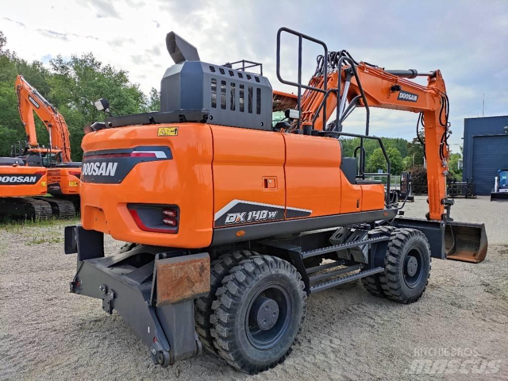 Doosan DX140W-7 Bageri točkaši