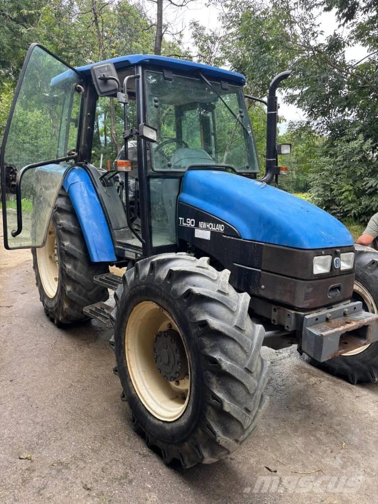 New Holland TL 90 Traktori