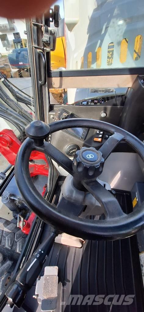 Takeuchi TB 295 W Bageri točkaši