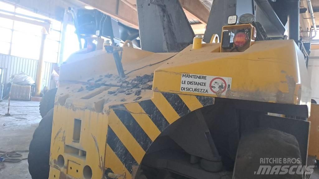  CVS F500.RS3 Dohvatni viljuškari