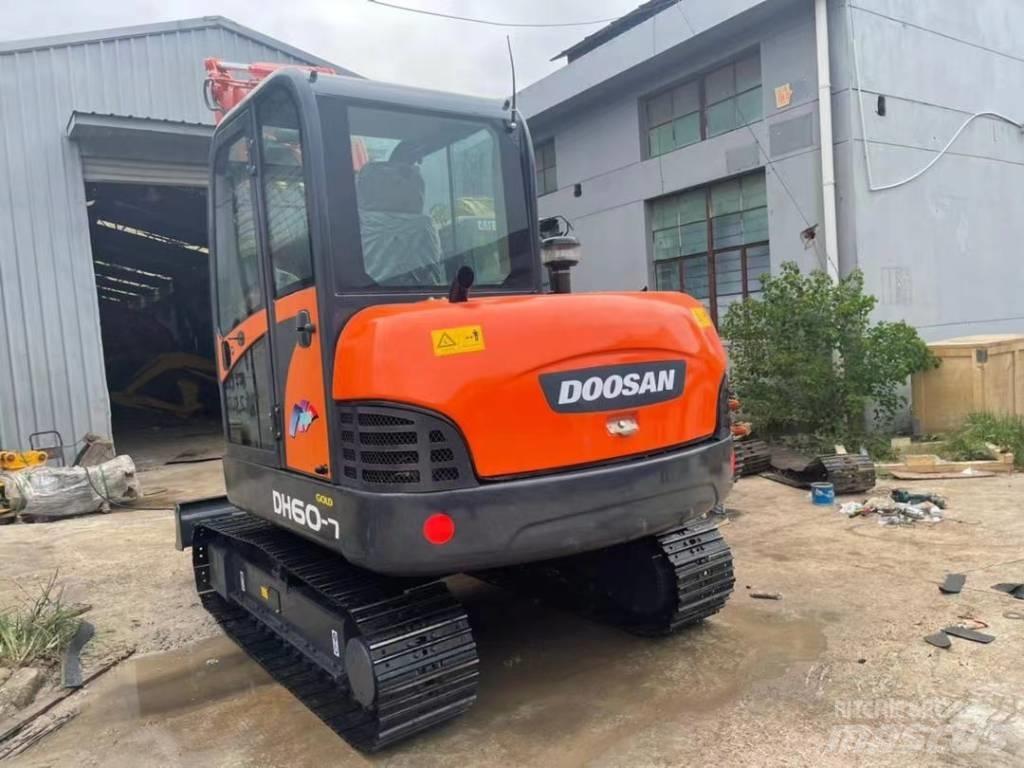 Doosan DH 60-7 Mini bageri < 7t