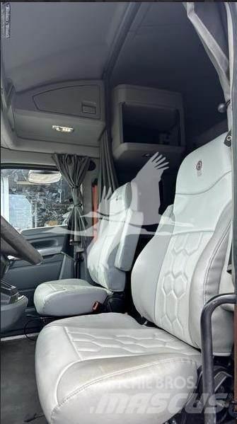 Kenworth T680 Tegljači