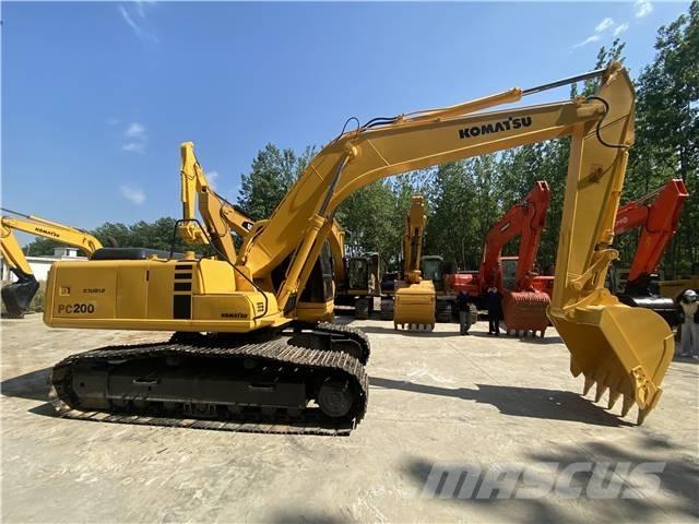 Komatsu PC200-7 Bageri guseničari