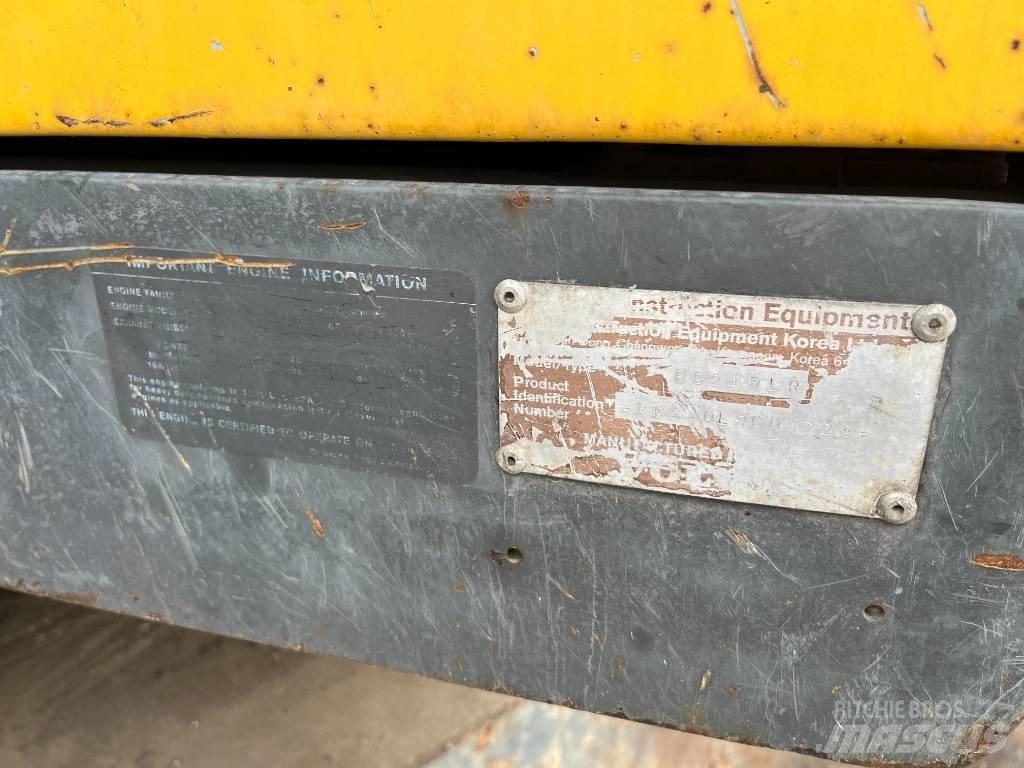 Volvo EC 240 LR Polovni bageri sa dugom rukom