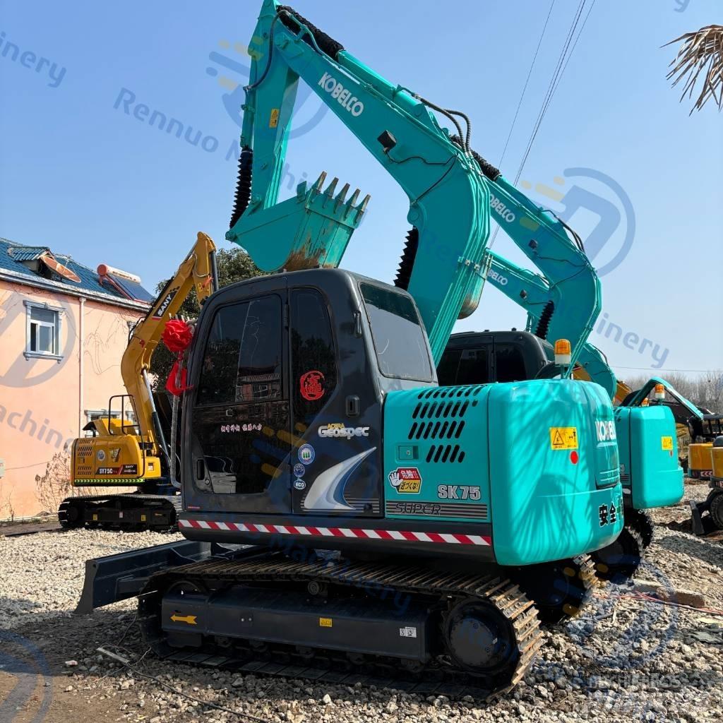 Kobelco SK75 Bageri guseničari