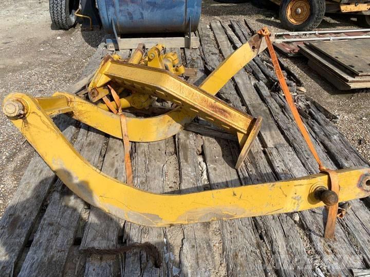 CAT 140H Scarifier Ostale komponente za građevinarstvo