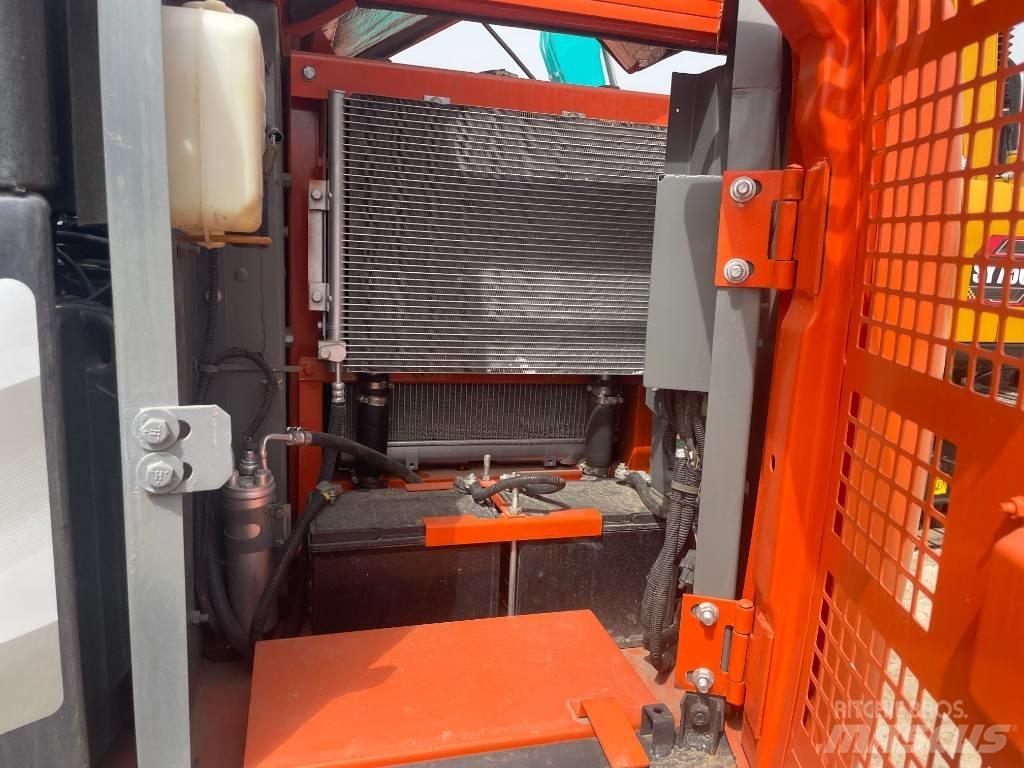 Hitachi ZX 70 Bageri guseničari
