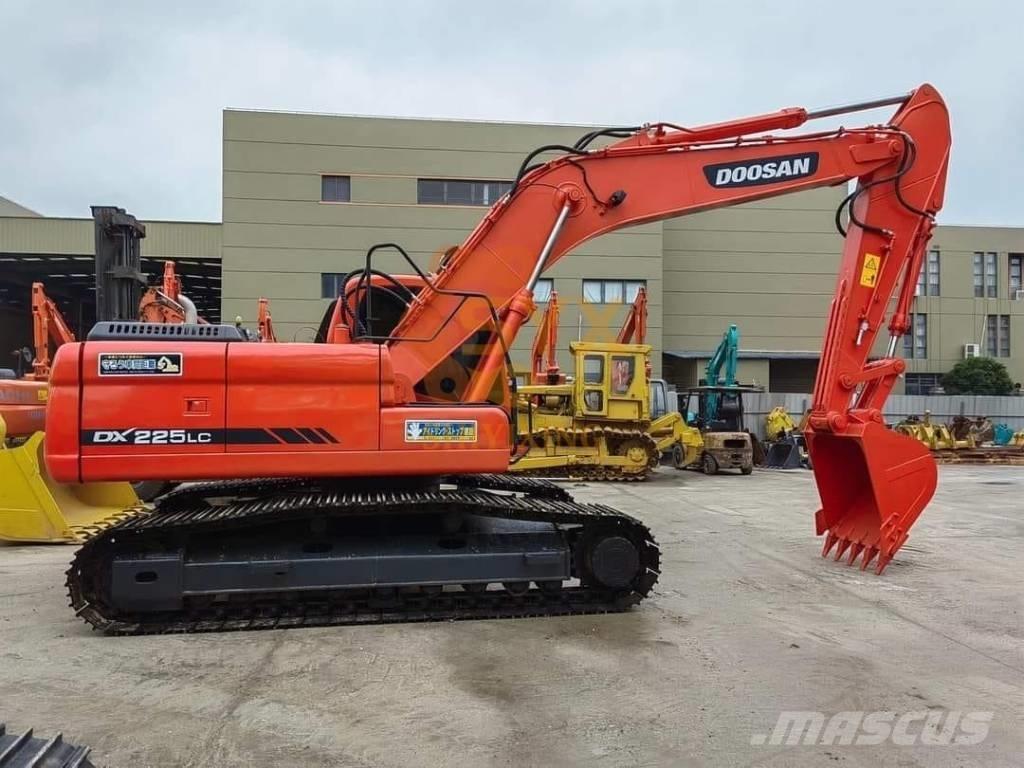Doosan DX 225 LL Bageri guseničari
