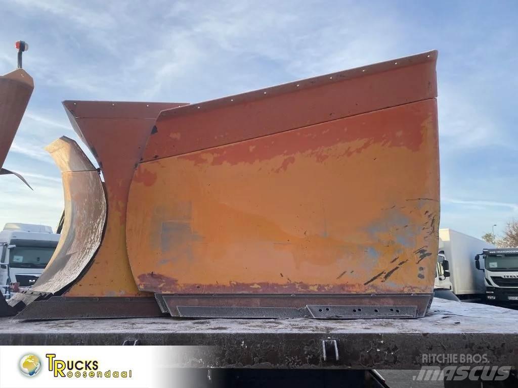  Fresia + Snow shovel Snežne daske i plugovi