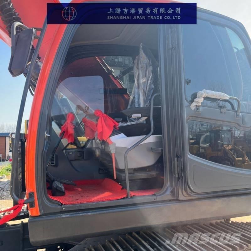 Doosan DX 225 Bageri guseničari