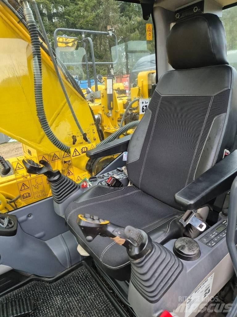 Komatsu PC210 LC-11 Bageri guseničari