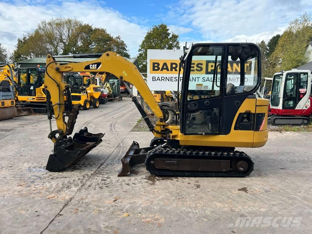 CAT 302.5 C Mini bageri < 7t