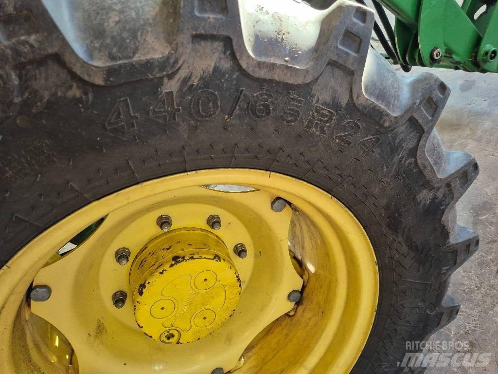 John Deere 5100R Traktori
