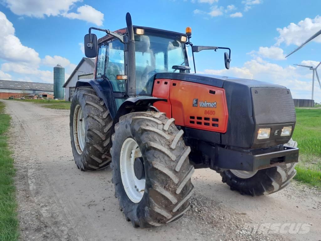 Valmet 8450 Mega Traktori