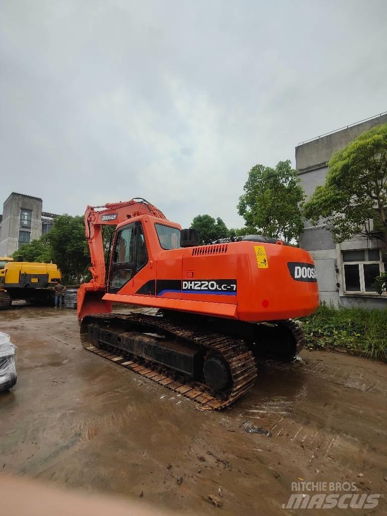 Doosan 220 LC-7 Bageri guseničari