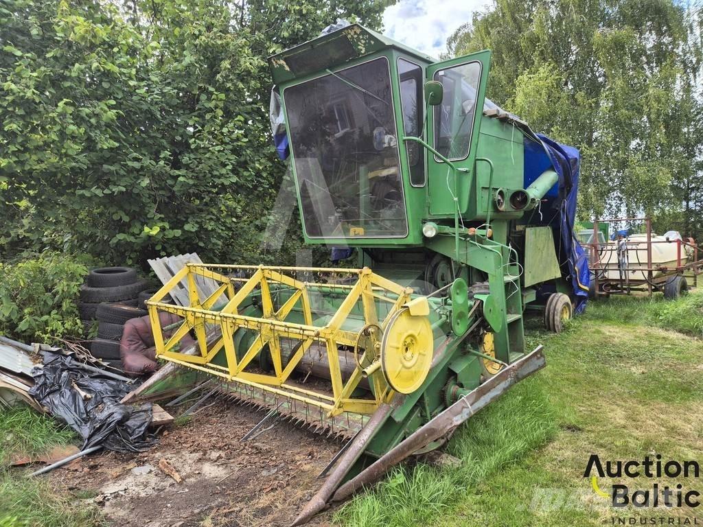 John Deere 935 Kombajni