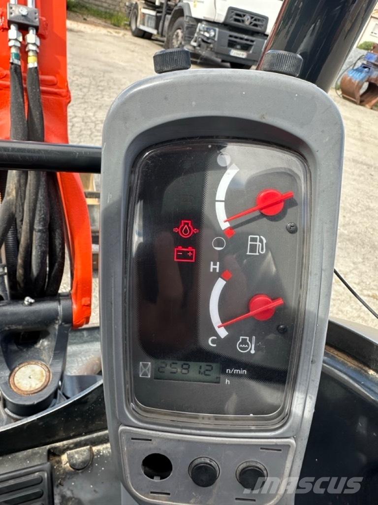 Kubota U 27-4 Mini bageri < 7t