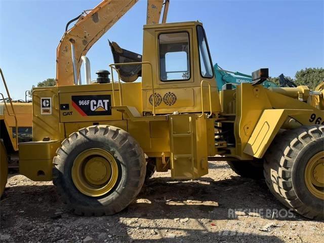 CAT 966 F Utovarivači na točkove