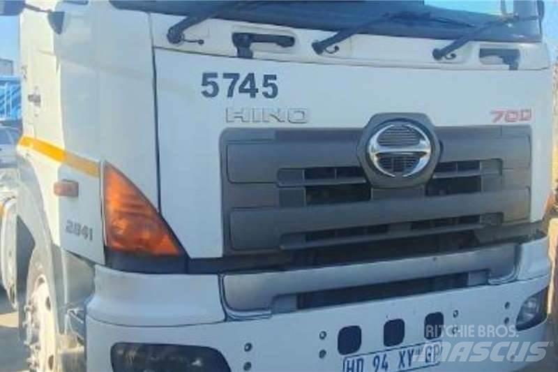 Hino 700 2841 Ostali kamioni