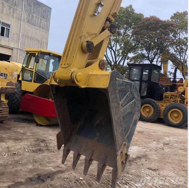 Komatsu pc220-8 Bageri guseničari
