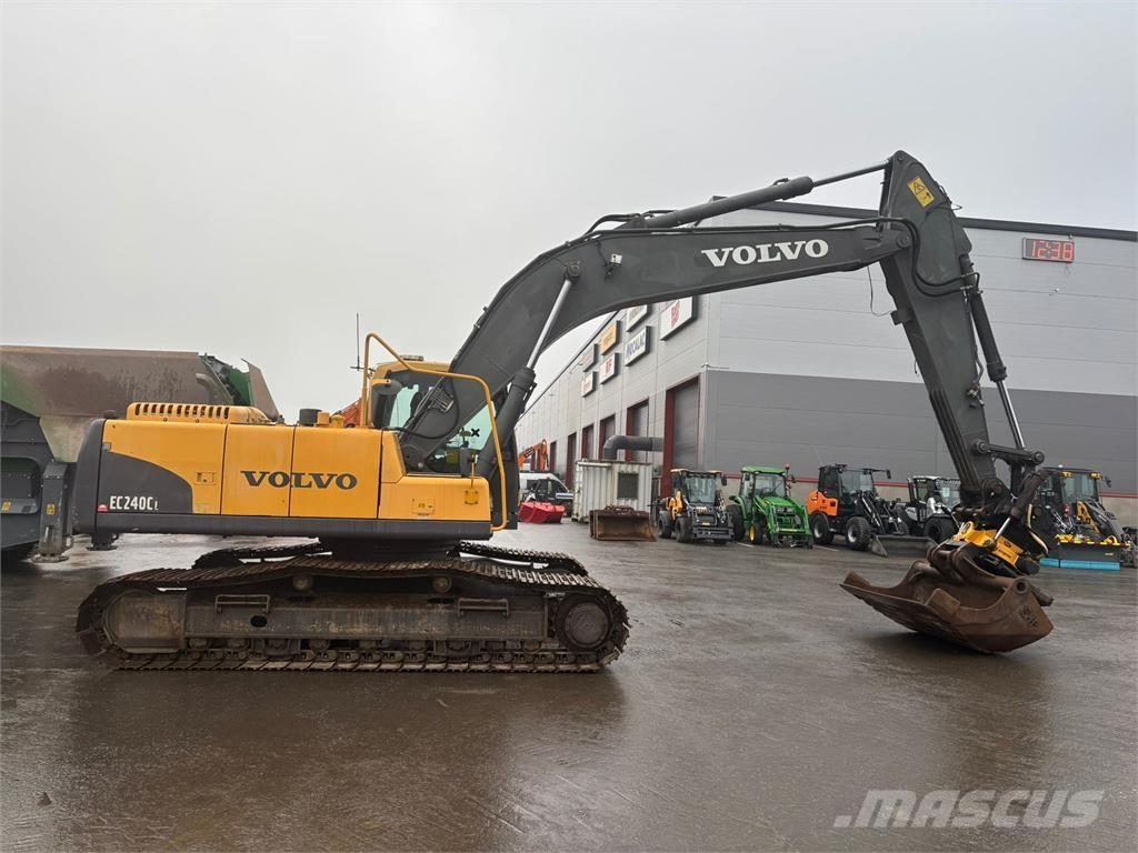 Volvo EC240 CL Bageri guseničari