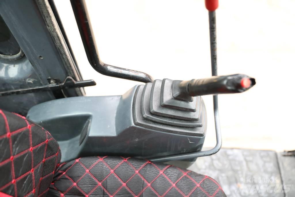 Kobelco SK 140 Bageri guseničari