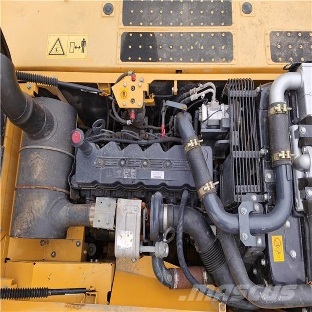 Komatsu PC 220-8 Bageri guseničari