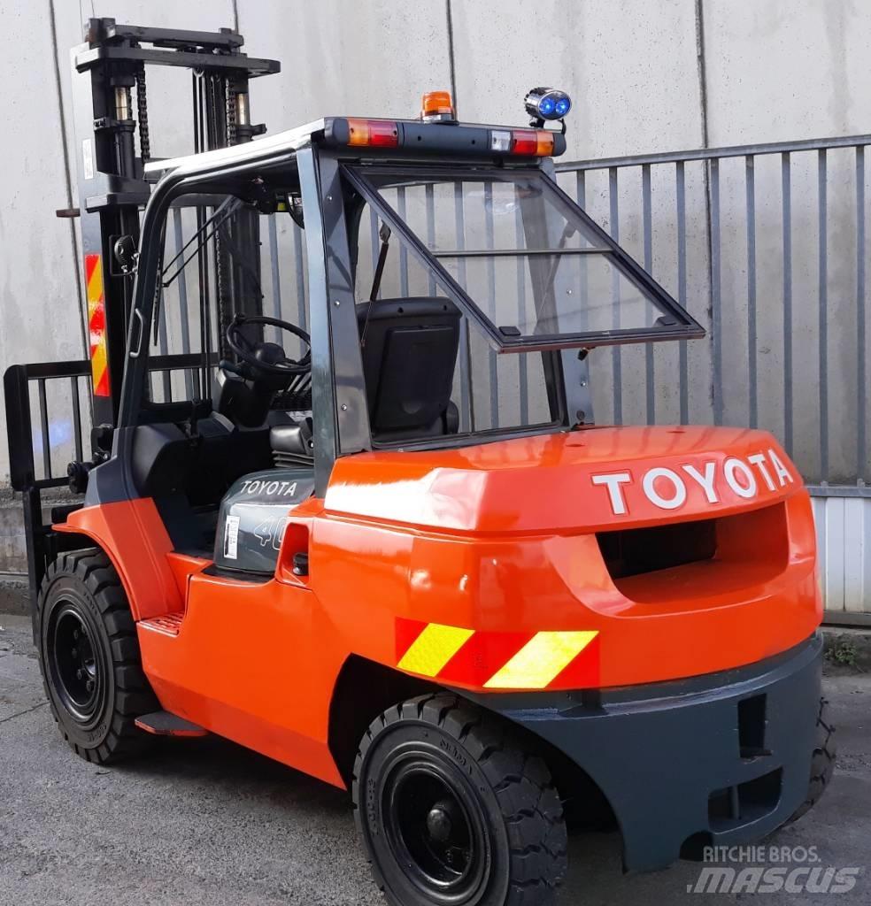 Toyota 7 FD 40 Dizelski viljuškari