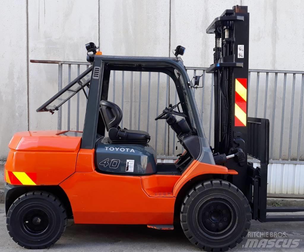 Toyota 7 FD 40 Dizelski viljuškari
