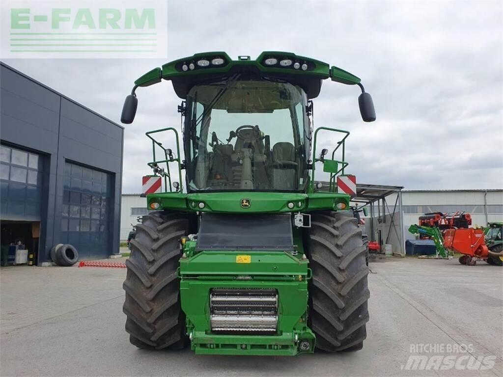 John Deere 9800 Mašine za stočnu hranu sa sopstvenim pogonom
