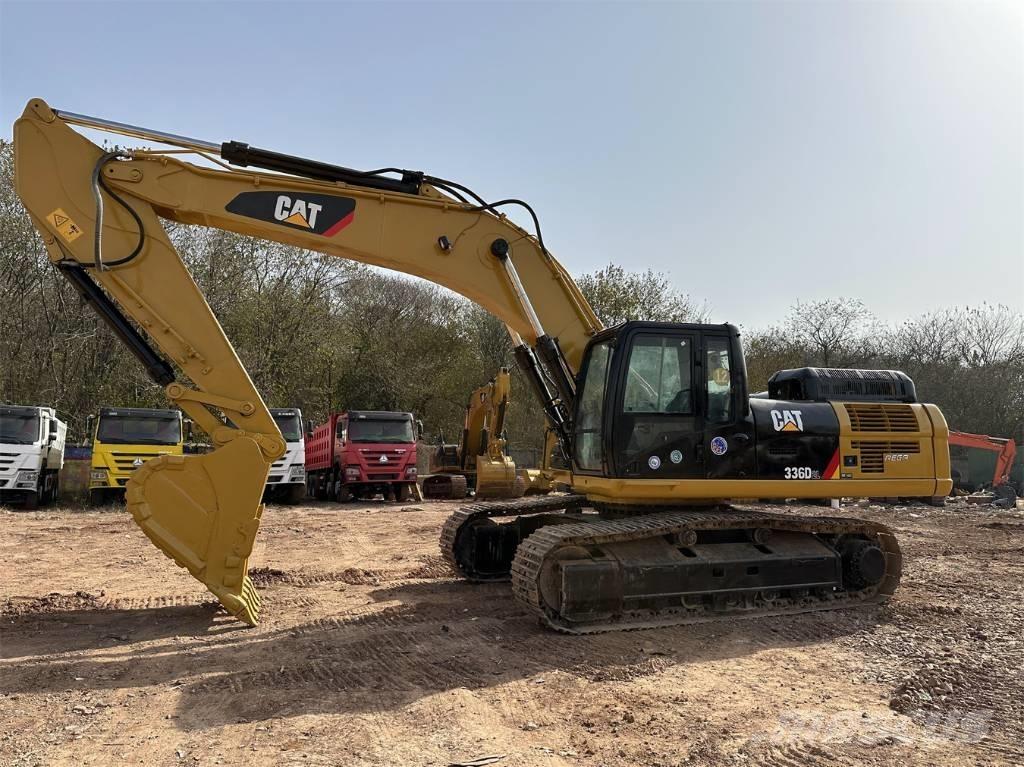 CAT 336D2L Bageri guseničari