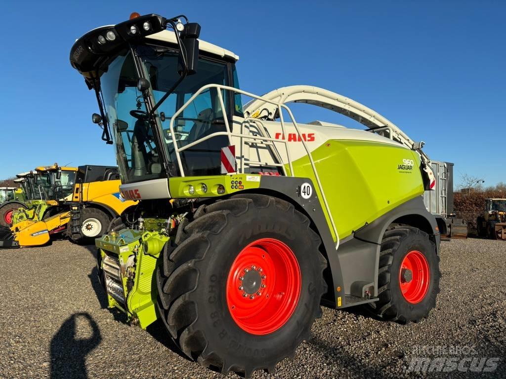 CLAAS Jaguar 960 4WD Mašine za stočnu hranu sa sopstvenim pogonom