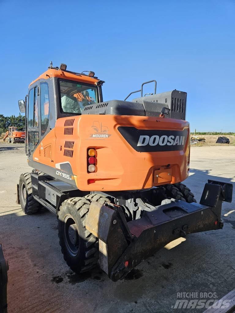 Doosan DX 165 W-5 Bageri točkaši