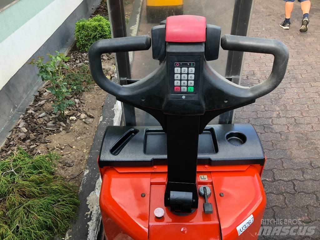 BT S10 V-3267 Ručni paletni viljuškari