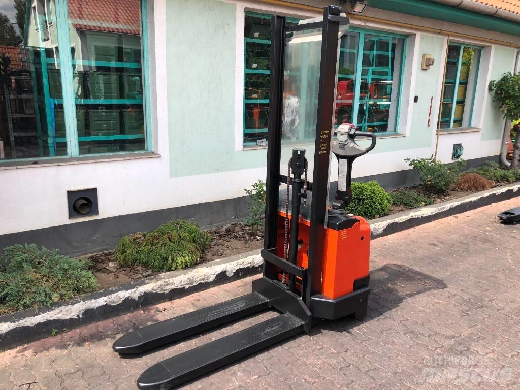 BT S10 V-3267 Ručni paletni viljuškari