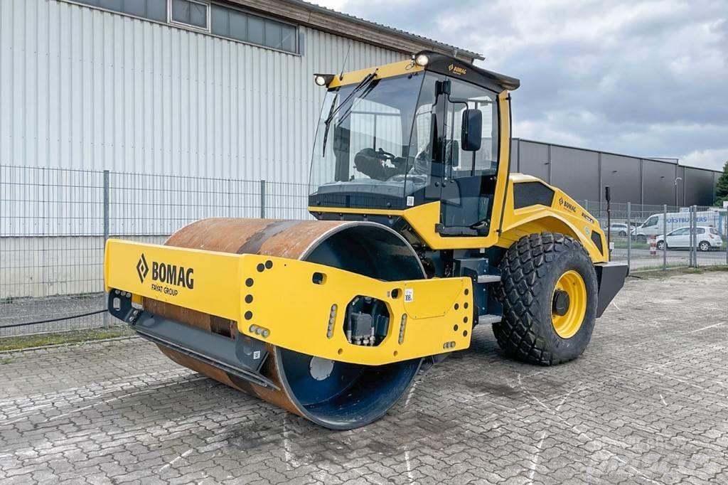 Bomag BW 213 D-5 Valjci sa jednim bubnjem
