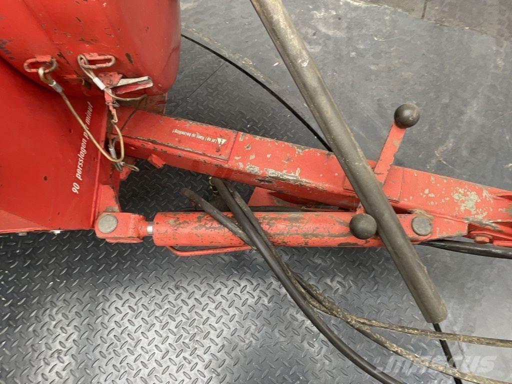 Welger AP 830 Prese/balirke za četvrtaste bale
