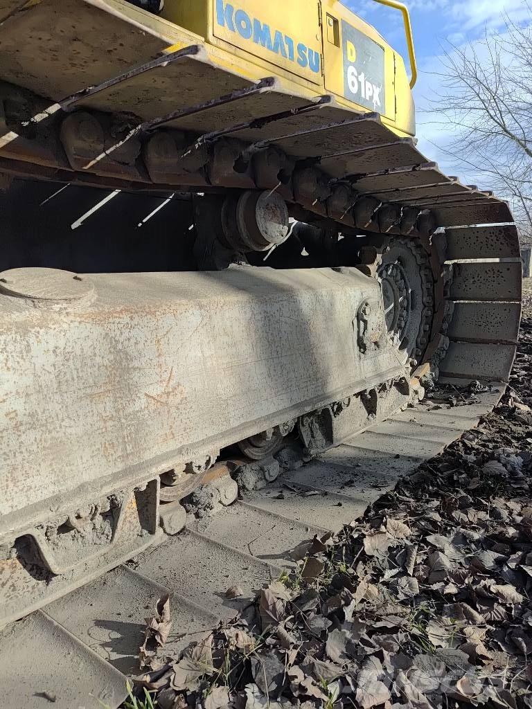 Komatsu D 61 PX-15 Buldožeri guseničari