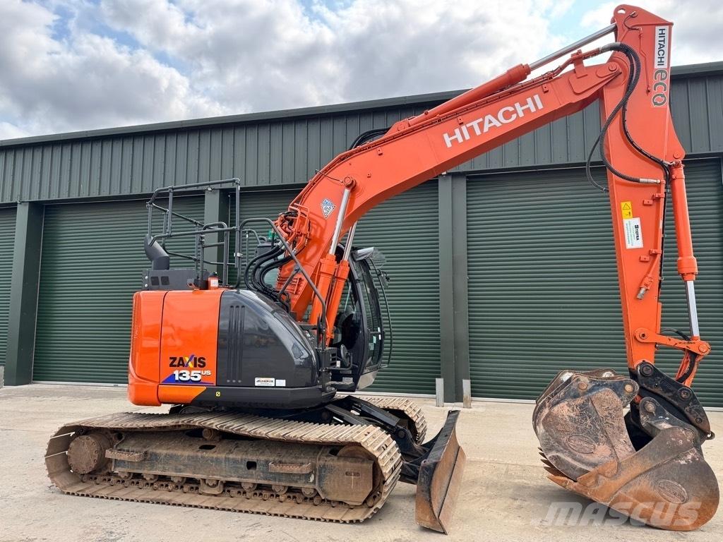Hitachi ZX 135USBL-6 Bageri guseničari