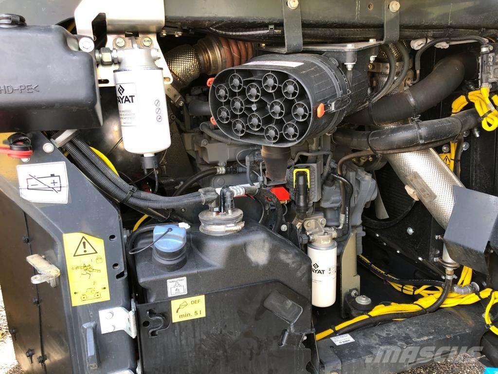 Bomag BW 174 AP-4v Valjci sa duplim bubnjem