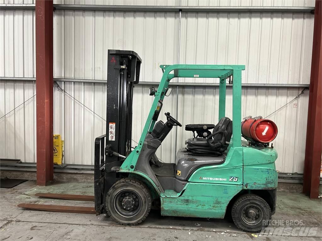 Mitsubishi FG25NT Plinski viljuškari