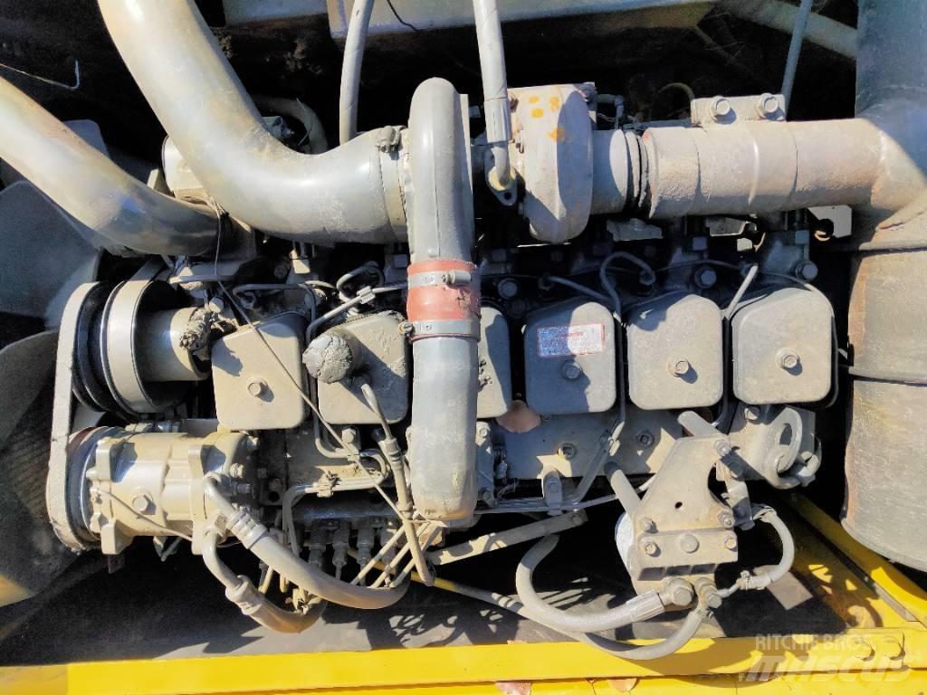 Komatsu PC200-6 Bageri guseničari