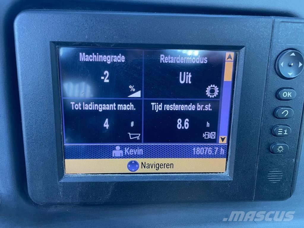 CAT 740B Zglobni damperi