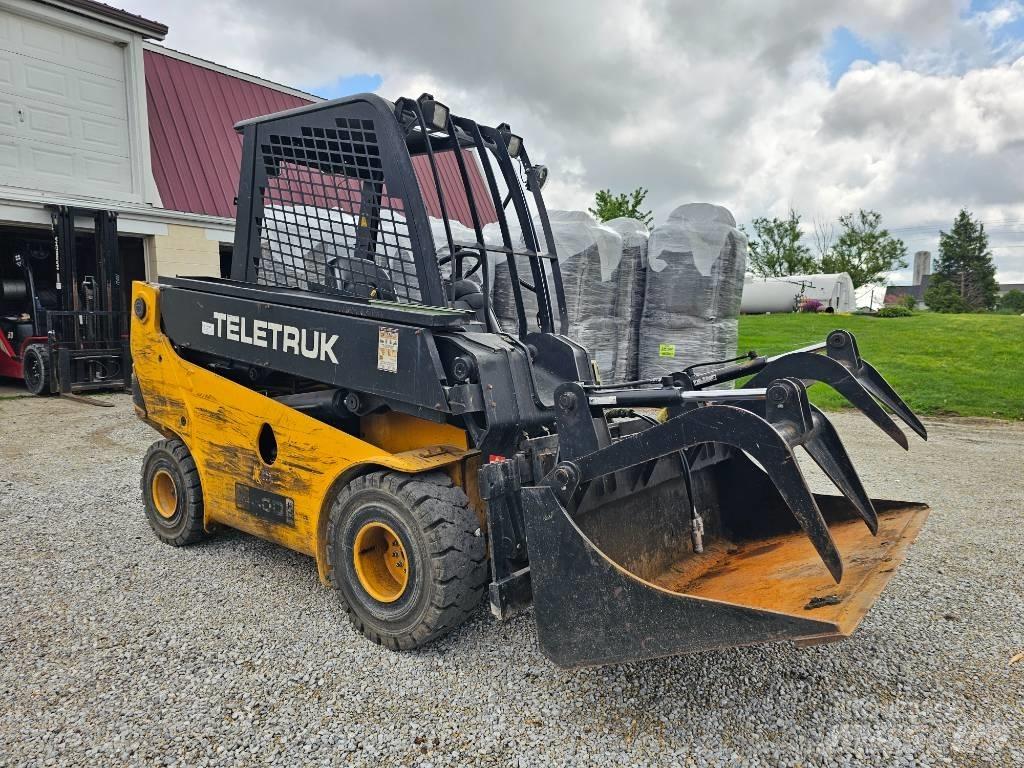 JCB Teletruk 30 D Vanterenski viljuškar