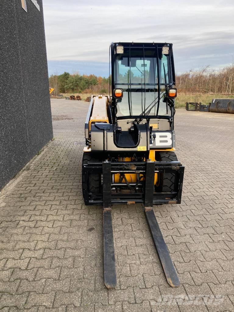JCB TLT 35 Teleskopski viljuškari